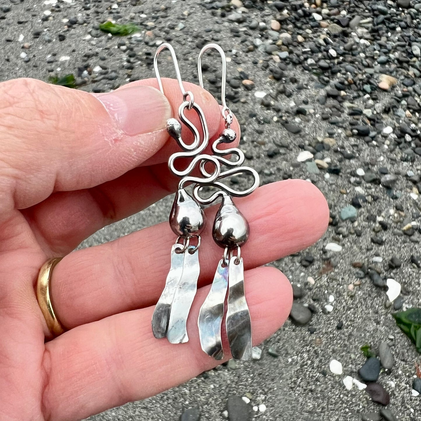 Bull Kelp Earrings